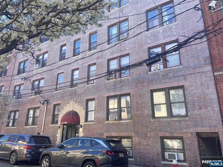 1BR condo in Union City just minutes from Manhattan with easy commute to NYC. Located in a pre-war walk-up building, this unit offers natural light and an open bedroom view with no building directly in front. Pet-friendly building. Cooking and Gas heating Tenant in place with below-market rent, providing upside potential. New commercial laundry in construction. Recent building improvements underway. Attractive price for the area. Cash offers preferred.