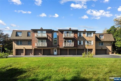 Photo of 70 Harristown Rd #1, Fair Lawn, NJ 07410 (MLS # 26023173)