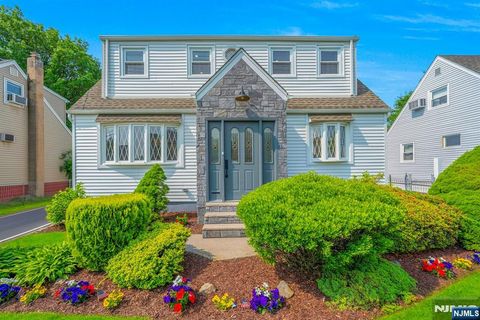 194 Charlton Avenue Lodi NJ 07644