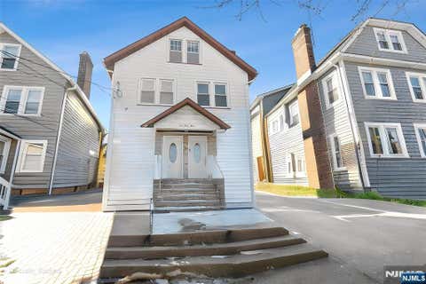 Photo of 254 Franklin Street, Bloomfield, NJ 07003 (MLS # 26027671)