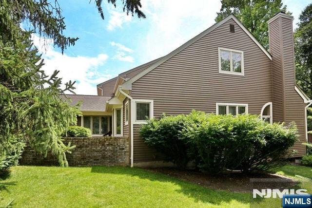 255 Westervelt Lane