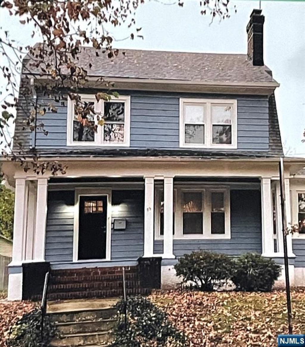 Photo of 9395 Montrose Street, Newark, NJ 07106 (MLS # 26008253)