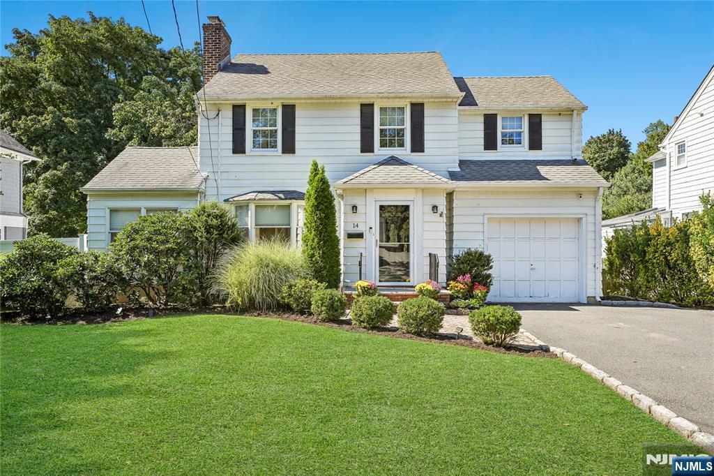 14 Wayland Drive