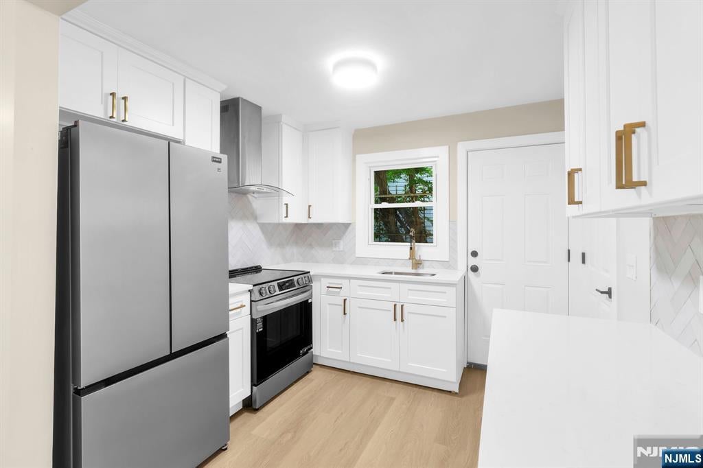 141 Myrtle Avenue