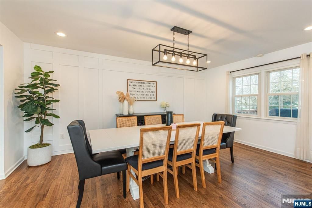 Photo of 8 Cypress Court, Fairfield, NJ 07004 (MLS # 26011539)