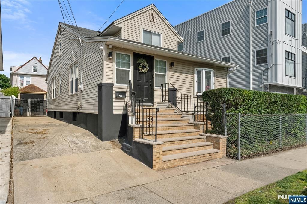 Photo of 378 27th Street, Paterson, NJ 07514 (MLS # 26017928)