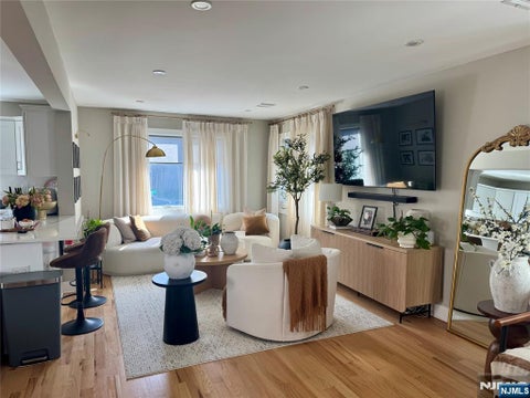 Photo of 2 Sherman AVE #1R, East Newark, NJ 07029 (MLS # 26035341)