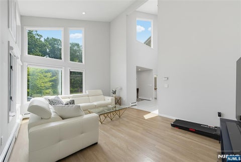 Photo of 15 Hudson Ter, Englewood Cliffs, NJ 07632 (MLS # 26030666)