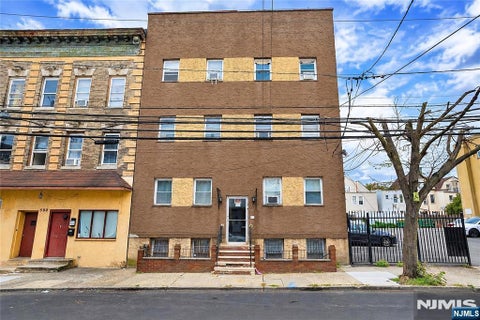 Photo of 592 6th Street #1108, Newark, NJ 07107 (MLS # 26039722)
