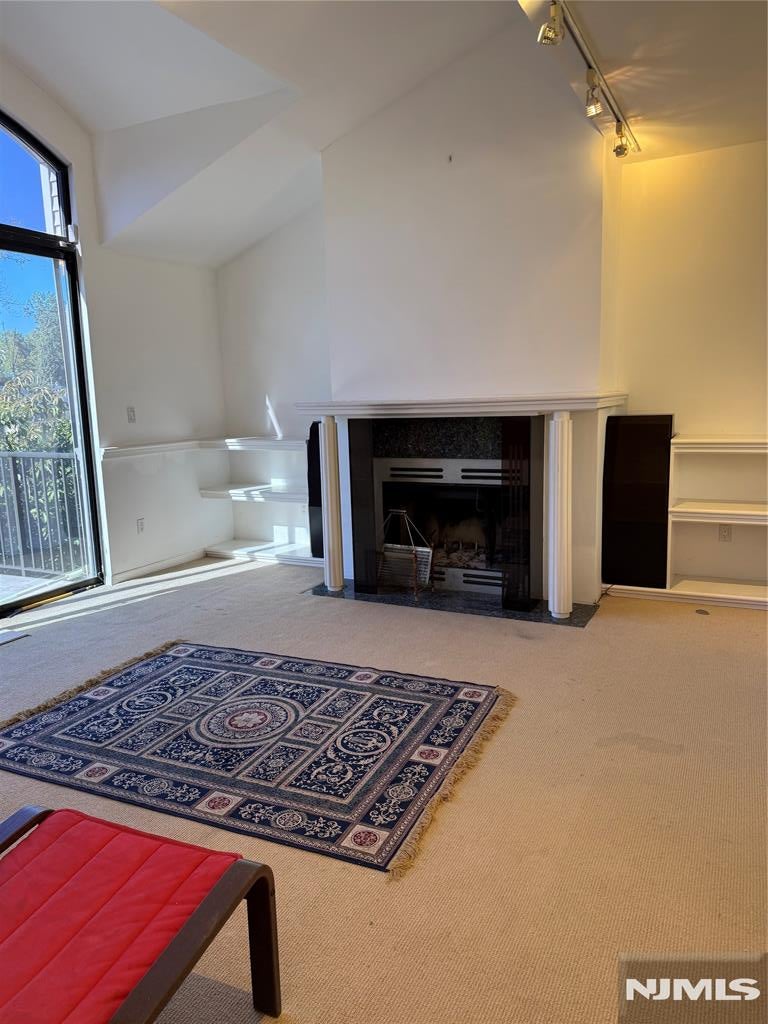 2 Sinclair Court