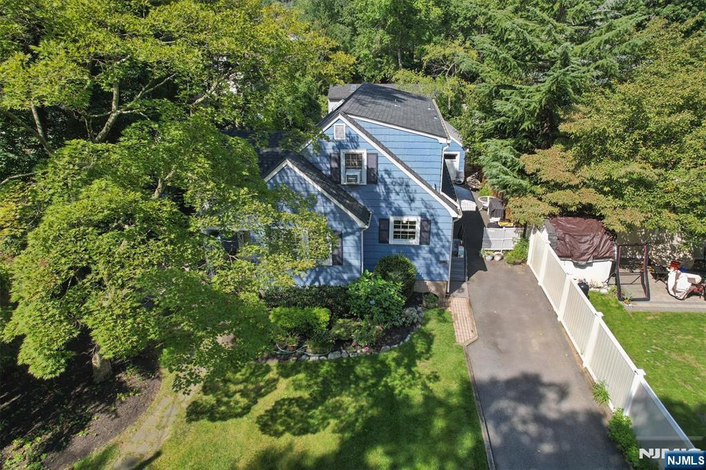 2 Newark Avenue