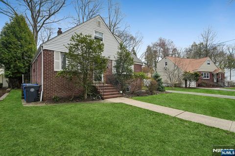 Photo of 103 Glenbrook Parkway, Englewood, NJ 07631 (MLS # 26010746)