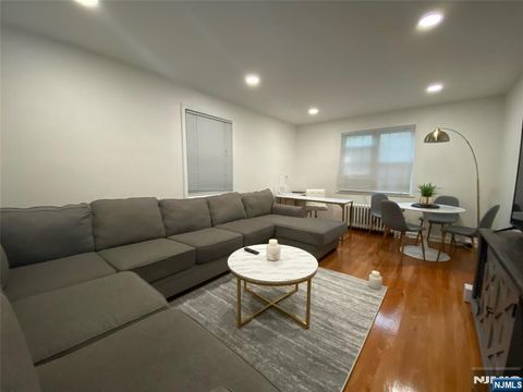 63 W Hudson B7 Englewood NJ 07631