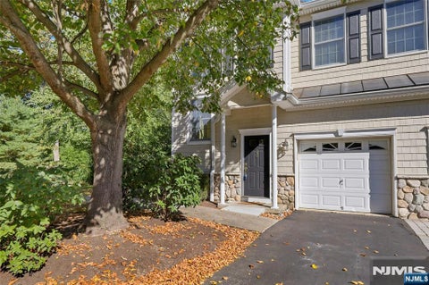 Photo of 66 Pheasant, Old Tappan, NJ 07675 (MLS # 26033844)
