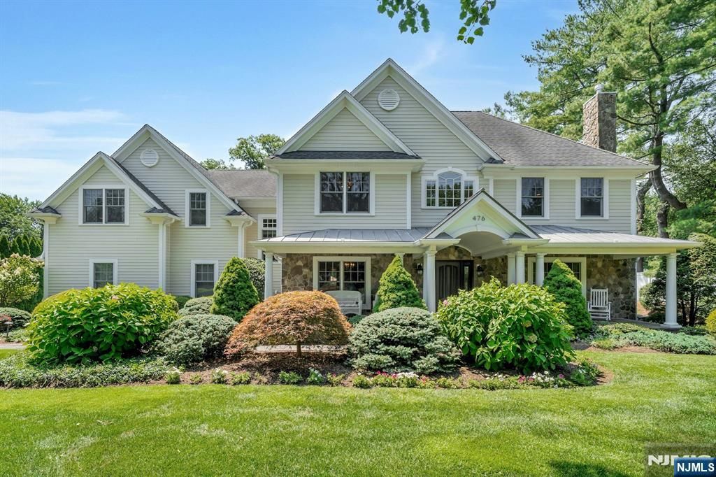 Photo of 476 Fairfield Road, Wyckoff, NJ 07481 (MLS # 25029822)