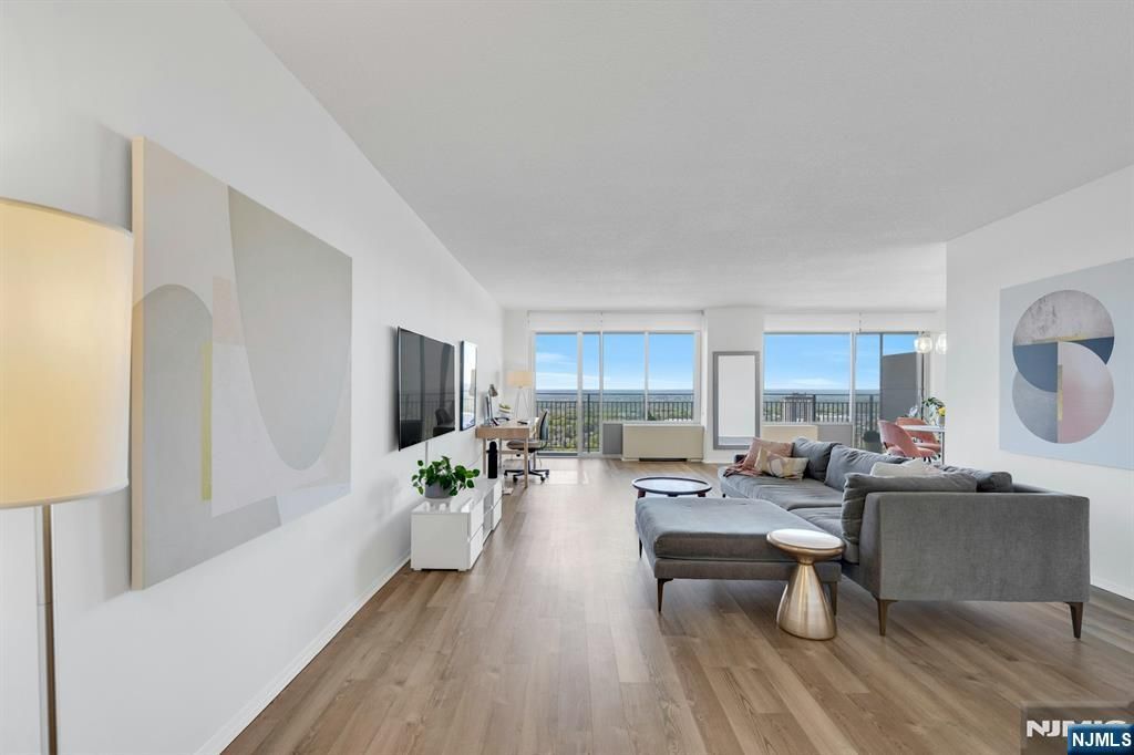 Photo of 1530 Palisade AVE #29N, Fort Lee, NJ 07024 (MLS # 25043559)