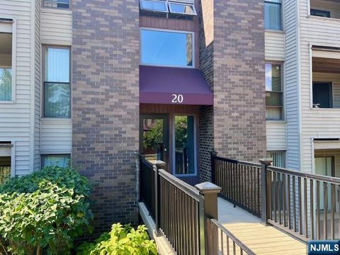 20 River Nutley NJ 07110