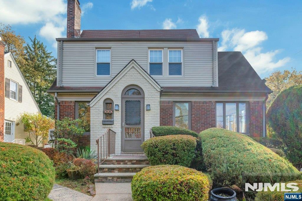 674 Bogert Road