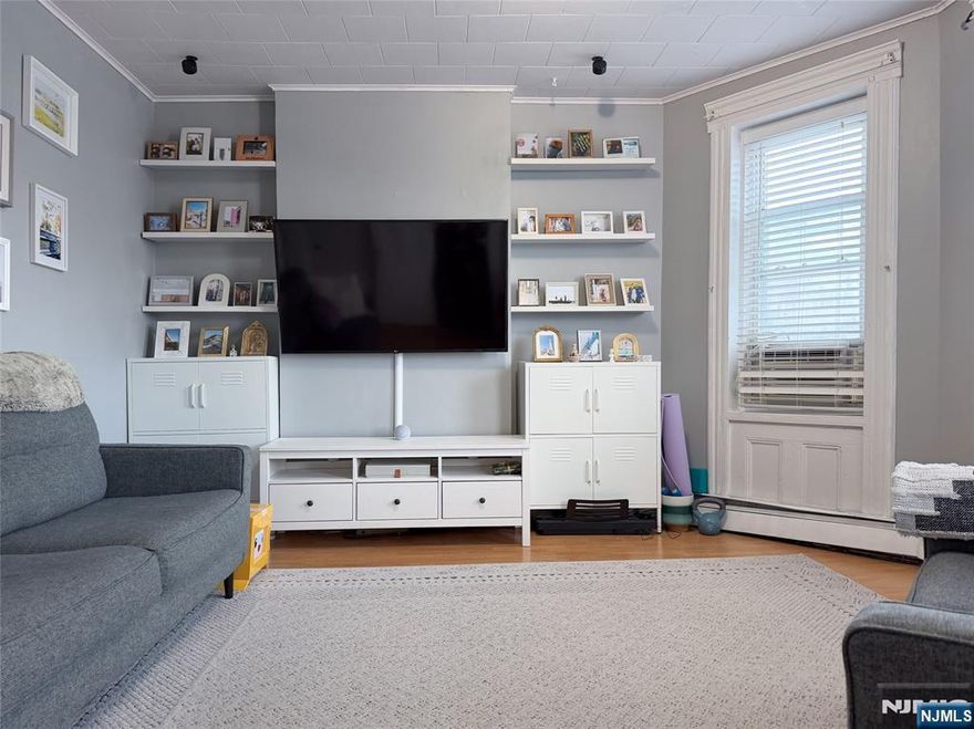 Sun-filled 3rd floor 2-bedroom, 1-bath apartment ideally located next to West Hudson Park with easy access to major transportation. This unit includes a comfortable living room, large eat-in kitchen, 2 full/queen sized bedrooms, a small office, and full bath. As a bonus, small pets are considered (additional fee). The kitchen comes equipped with a gas stove, refrigerator and dishwasher. Non-smoking unit.