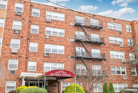 2200 Center Avenue C1 Fort Lee NJ 07024