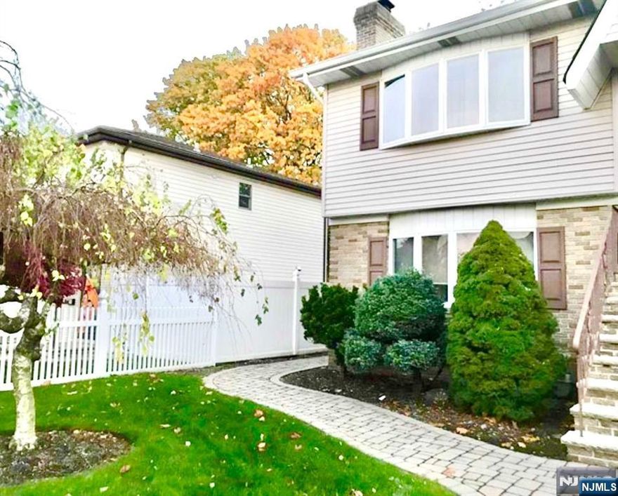 Ground-level apartment in a two-family house. Separate entrance, no stairs. Spacious rooms with an open concept (kitchen/living area). Recently renovated, featuring a newer kitchen with a granite countertop, new floors, and an updated bathroom. The master bedroom has a king-size bed with a closet. Central air conditioning and ample natural light. Located only a few blocks from the Rutherford train station and buses to New York City. Exclusive use of an outdoor patio with an additional shed. Two assigned parking spaces. Pets are not permitted. Laundry can be done in a closet (hook ups) Tenants are responsible for Washer and Dryer. The owners require proof of income, a minimum credit score of 700, and renters insurance.