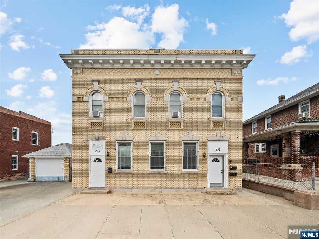 65 Harrison Avenue