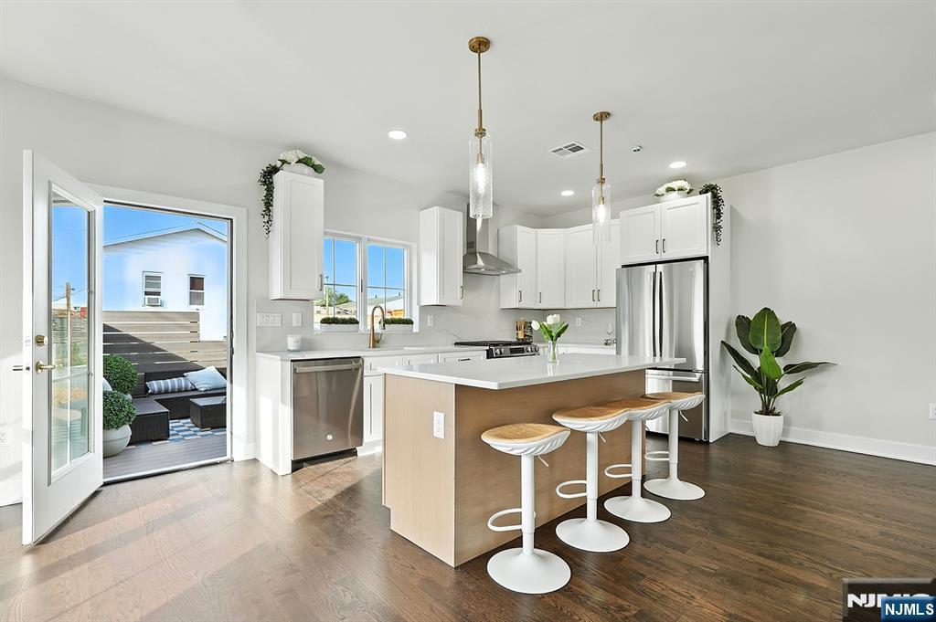 194 Canterbury Avenue