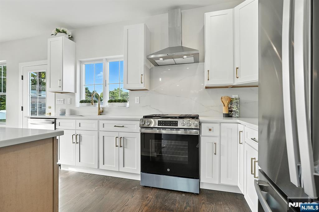 194 Canterbury Avenue