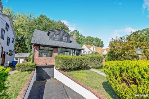 Photo of 104 Belmont Street, Englewood, NJ 07631 (MLS # 26034871)