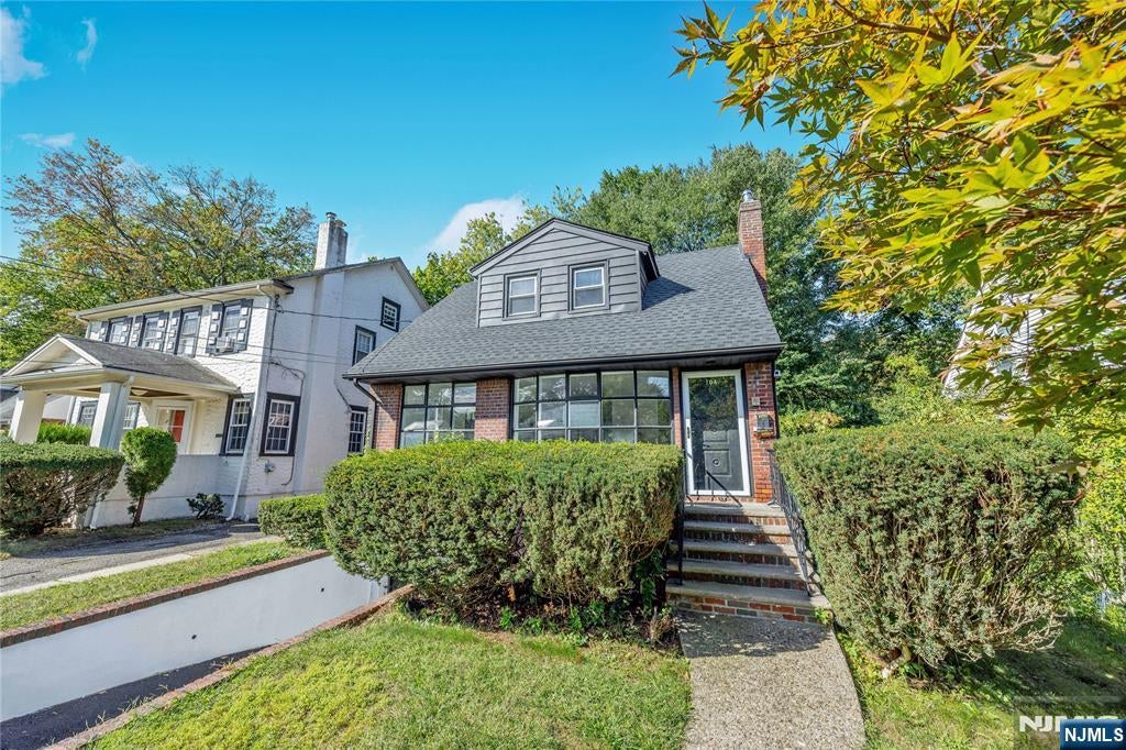 Homes for Sale in Northern NJ | ThisIsRiverEdge.com 104 Belmont Street