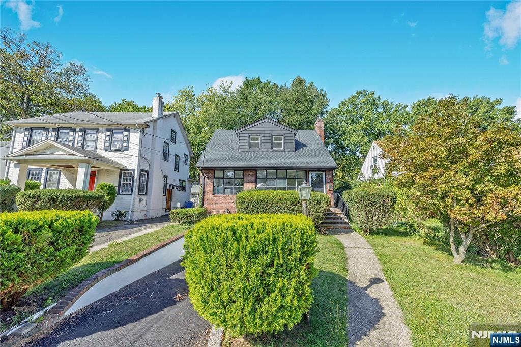 Homes for Sale in Northern NJ | ThisIsRiverEdge.com 104 Belmont Street