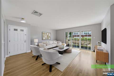 Photo of 400 Crown Court #581, Edgewater, NJ 07020 (MLS # 26029108)