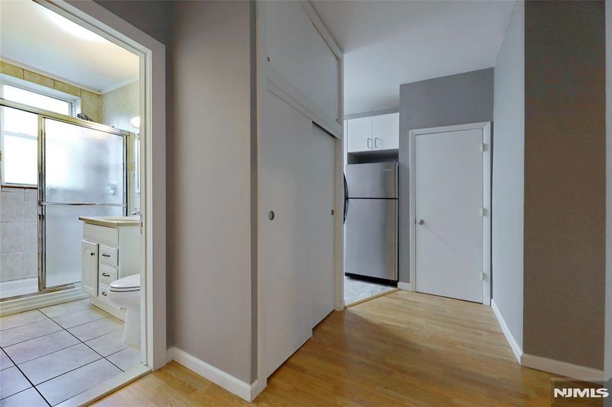 Available for immediate Occupancy Pet Under 15lb ok Great Location, Great Apartment ,Available for Immediate Occupancy One Bedroom Apartment with Hardwood floors ,Living room ,dining area. modern kitchen, bedroom, modern bath, Spacious closets, heat and hot water included ,laundry room, elevator building across the street from The James Braddock Hudson County Park which has approx. 167 acres including lake, sports facilities tennis courts and more. Great location very convenient to public transportation and shopping .