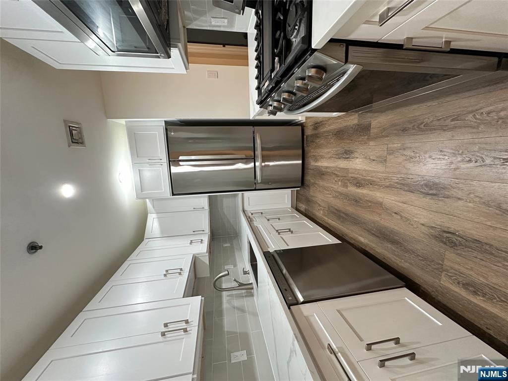 65 Fairview Street 3D