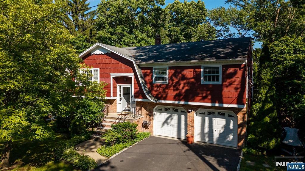 52 Aspen Lane