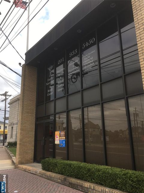 Photo of 576 Valley Brook Ave, Lyndhurst, NJ 07071 (MLS # 25001346)