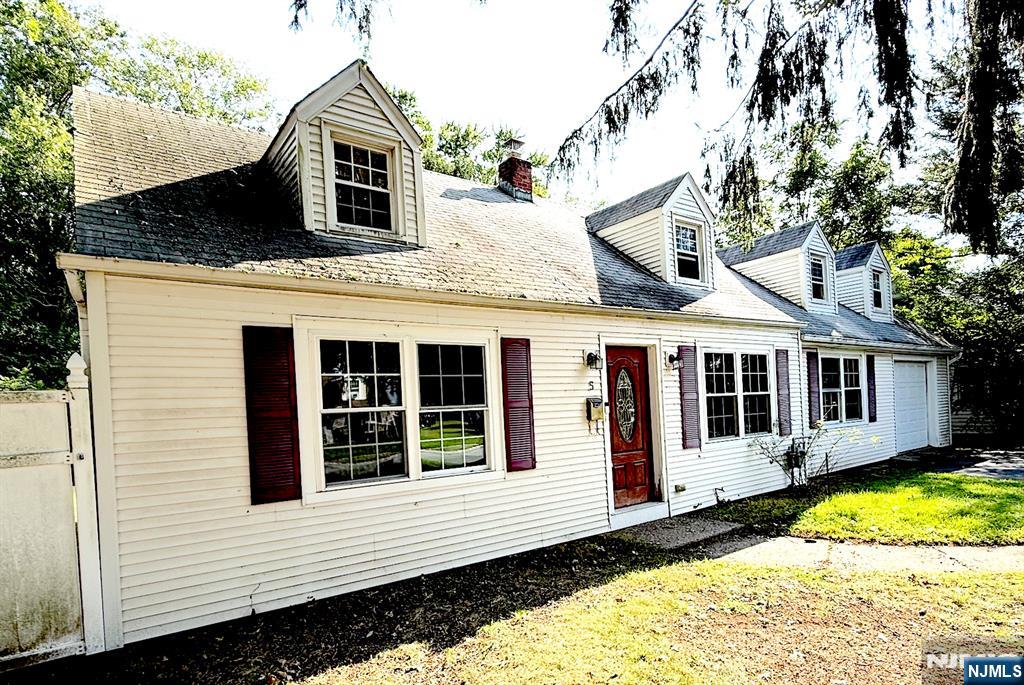 5 Brookside Avenue