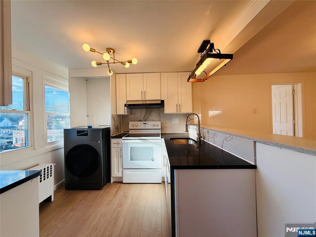 86 Main Street 2 nd floor