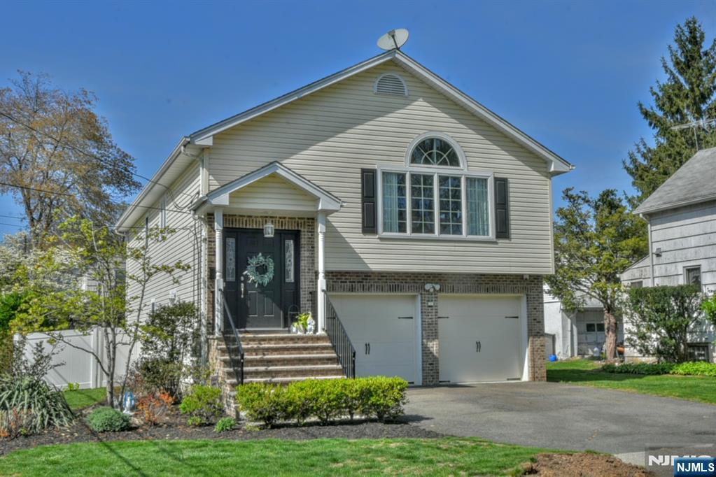 Property for Sale at 1 Ekings Avenue, Hawthorne, New Jersey - Bedrooms: 4 
Bathrooms: 3 
Rooms: 9  - $699,900