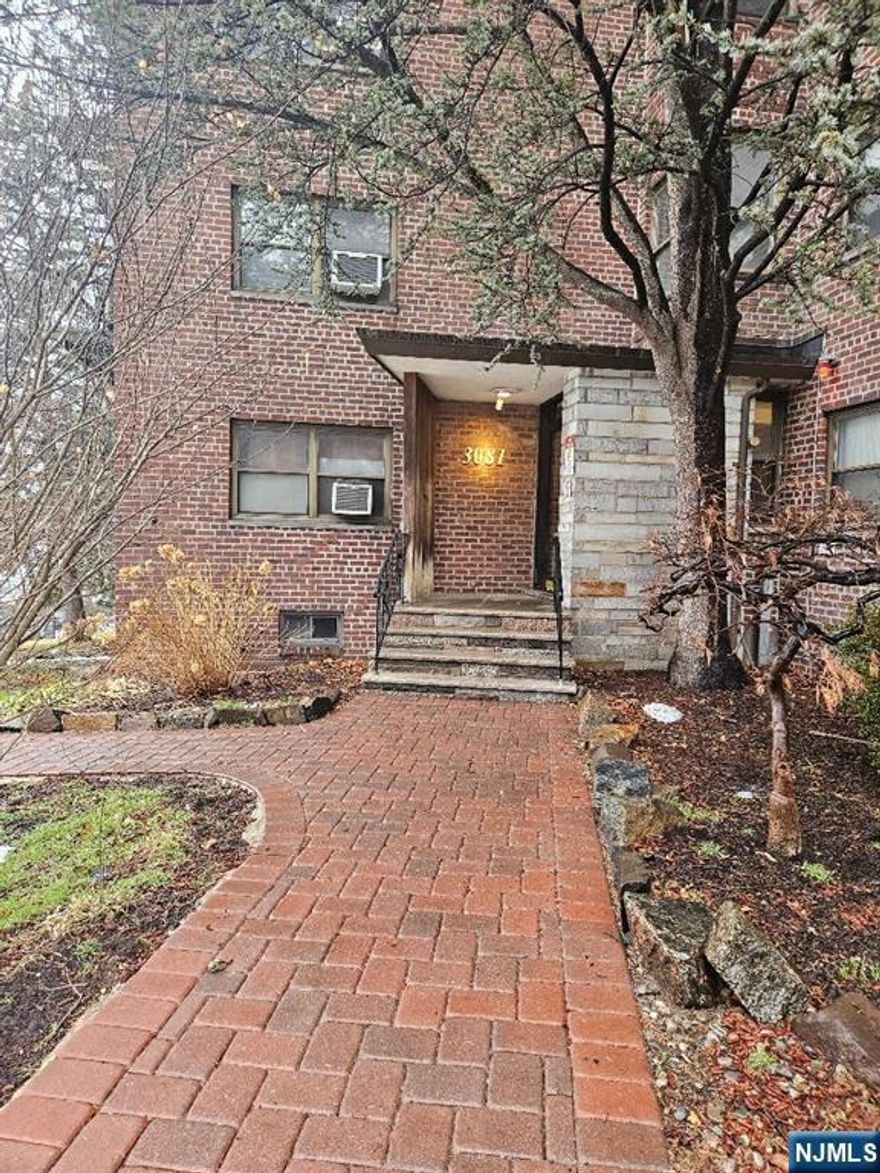 Spacious 2 bedroom co-op apartment in Linwood park complex. Large living room with dinning room, Apartment located on quiet beautiful tree line street, Just front of building bus stop for NYC. and close to Gorge Washington bridge and get major highways. Low monthly maintenance fee that included Heat, Hot water, Water Cable and property Tax. Parking available for $17 per month, put on waiting list for garage. Spectrum cable $55 , Very convenient for Living, such as a H-Mart grocery store , Restaurants, Bank, CVS pharmacy and much more in Linwood plaza shopping mall. Subject to Board approval required, Full credit report, Pre-approval letter or proof of funds, Last 2 years Tax return, minimum 20% down Payment, Income to Debt greater then 3:1 ratio.