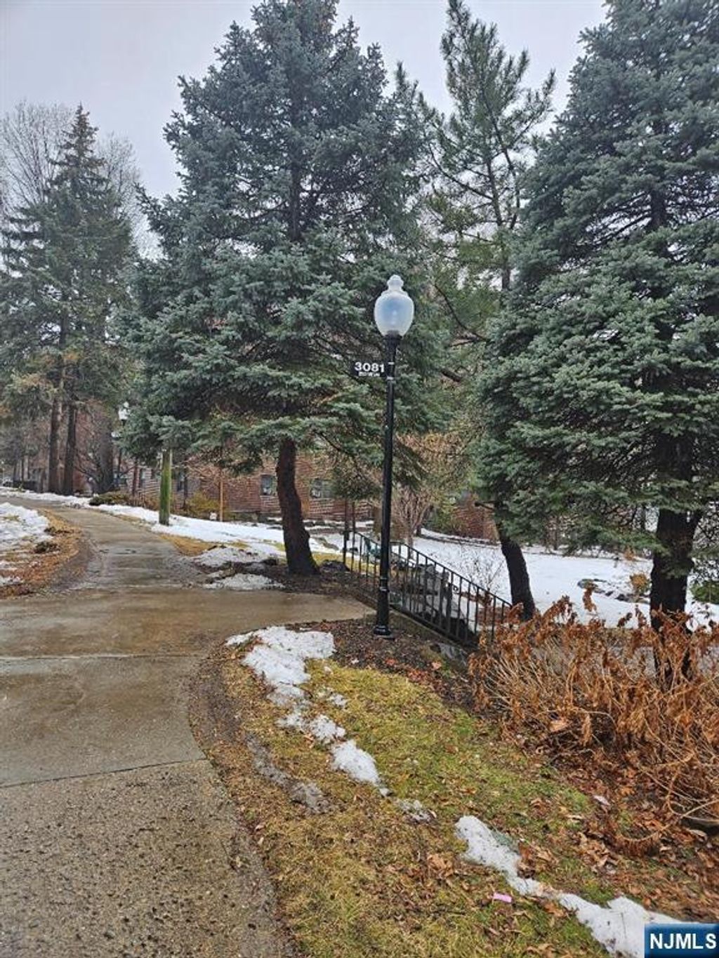 Photo of 3081 Edwin Avenue # 3C, Fort Lee, NJ 07024 (MLS # 26005586)