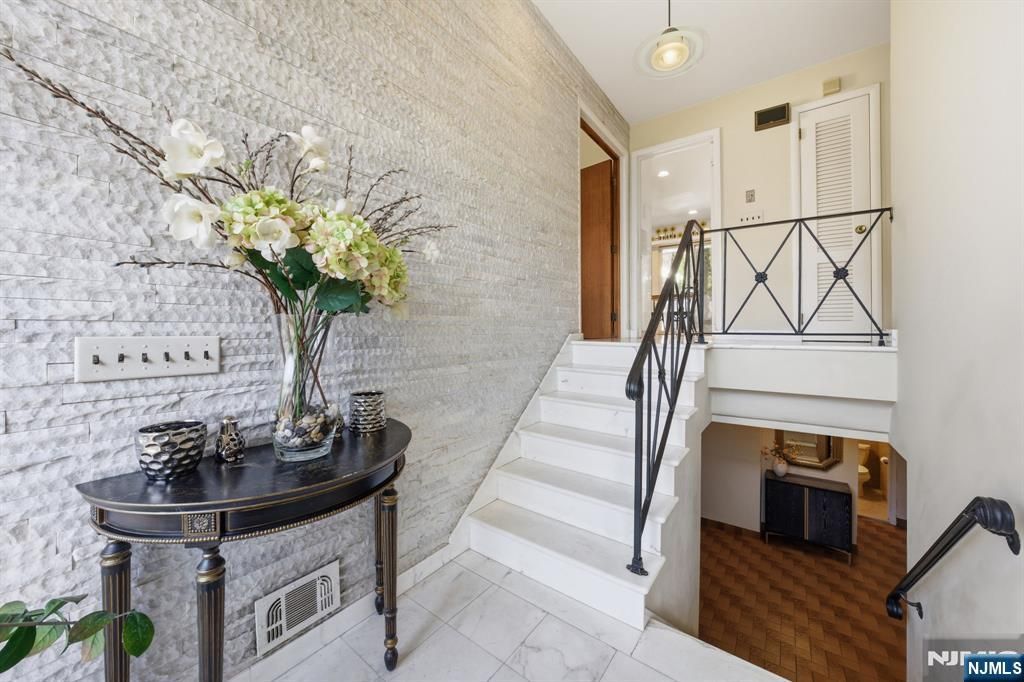 Photo of 20 Leroy Street, Tenafly, NJ 07670 (MLS # 26008612)