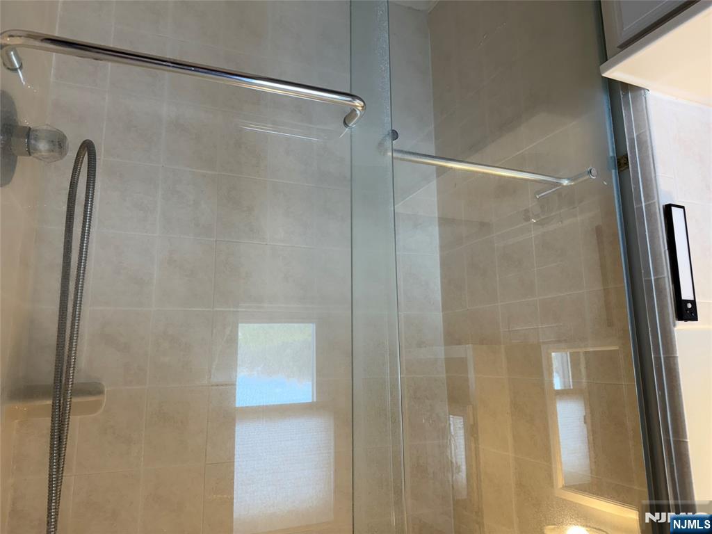 Garfield, New Jersey 07026, United States, 3 Bedrooms Bedrooms, ,2 BathroomsBathrooms,Residential,Pending,118060