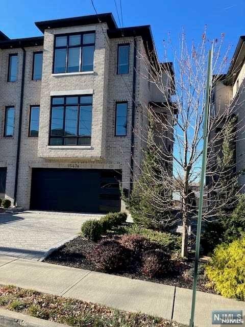 1543 11th Street A