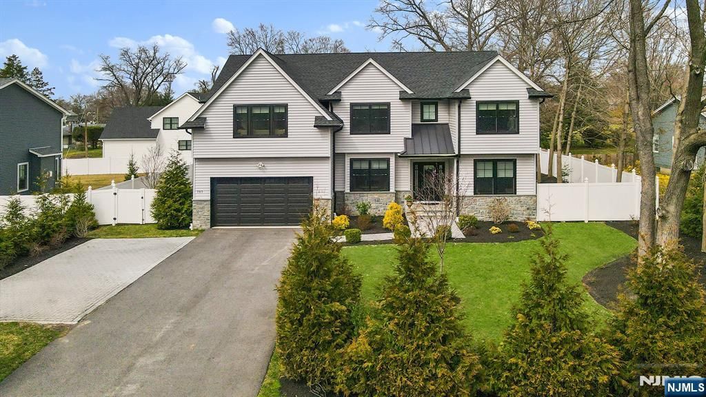 Photo of 203 Marcotte Lane, Bergenfield, NJ 07621 (MLS # 26011556)