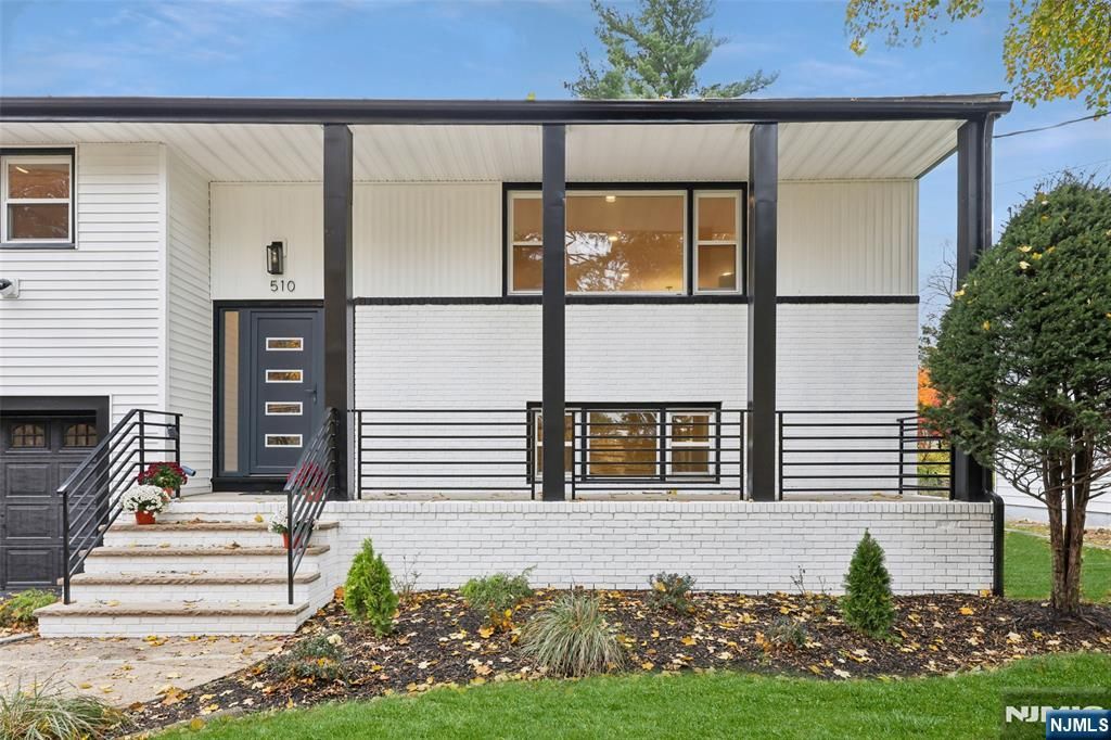 Photo of 510 Finlay Place, South Orange Village, NJ 07079 (MLS # 25039991)