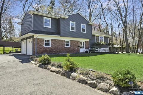 94 Hackensack Avenue Harrington Park NJ 07640