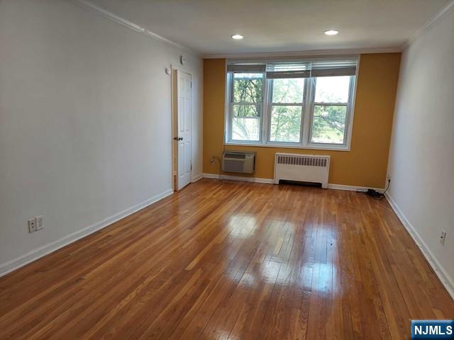 2160 Center 2K