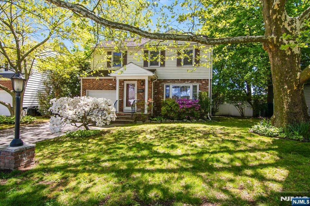 Photo of 830 Collingwood Avenue, Maywood, NJ 07607 (MLS # 26015987)