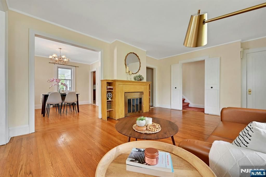 Photo of 501 Cumberland Avenue, Teaneck, NJ 07666 (MLS # 26014020)